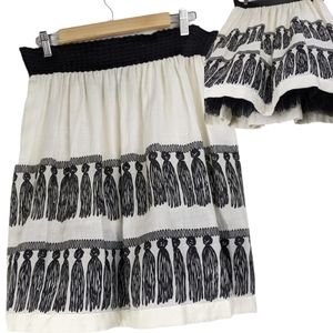 Anthropologie b/w Girls from Savoy Tassel Tool Skirt M
